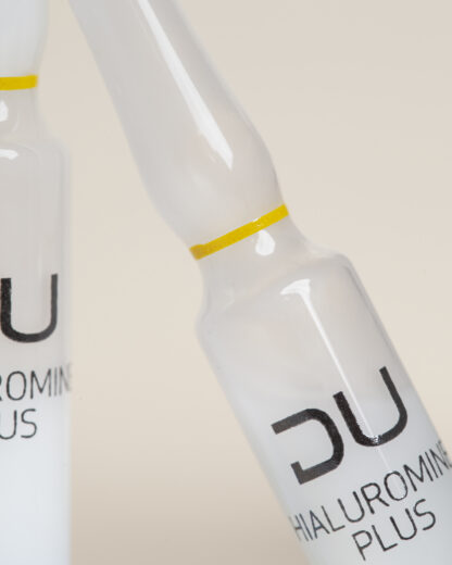 Hialuromine Plus DU Cosmetics en caja con 24 ampollas, tratamiento hidratante intensivo para piel seca o sensible.